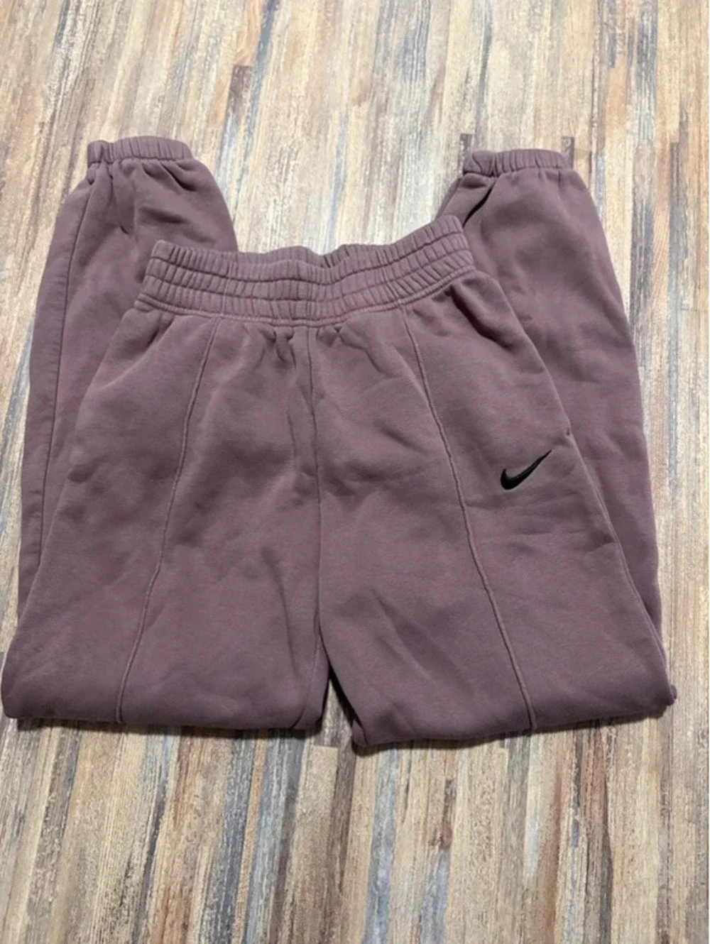 Nike Women’s XS joggers